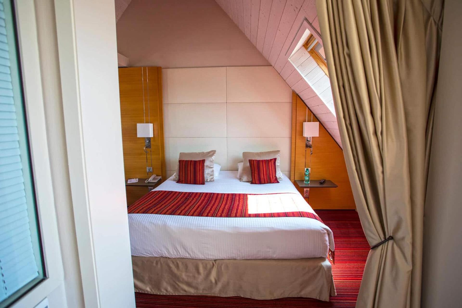 Le Churchill Hotel & Spa カルナック エクステリア 写真